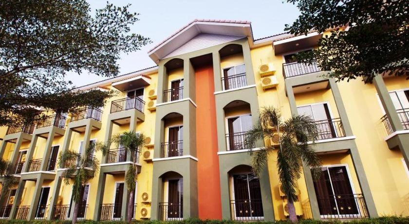 B2 Buriram Boutique And Budget Hotel Exterior foto