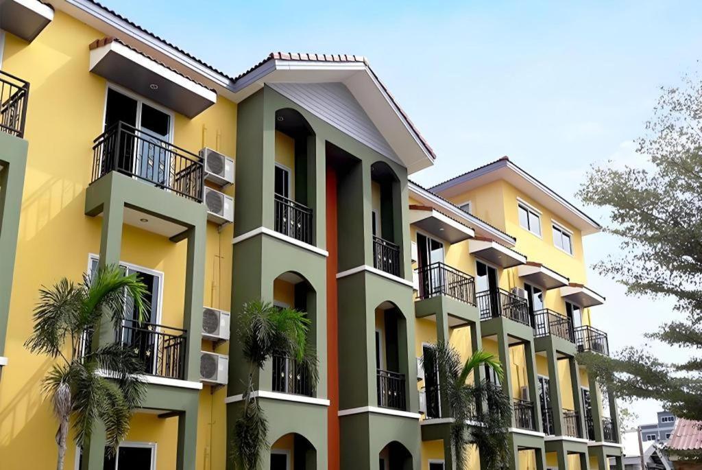 B2 Buriram Boutique And Budget Hotel Exterior foto
